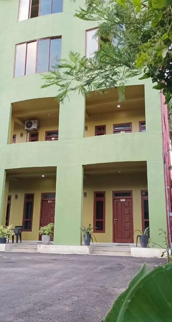 Royal Palace Hotel Negombo