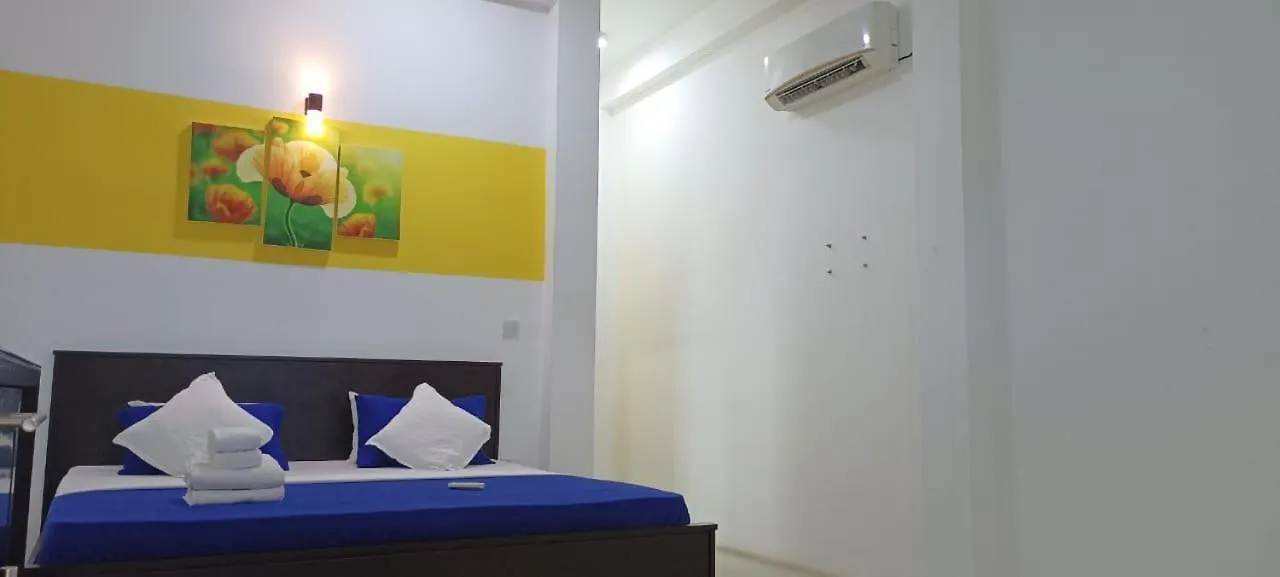 Royal Palace Hotel Negombo