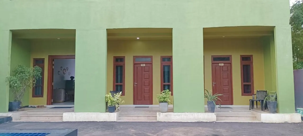 Royal Palace Hotel Negombo