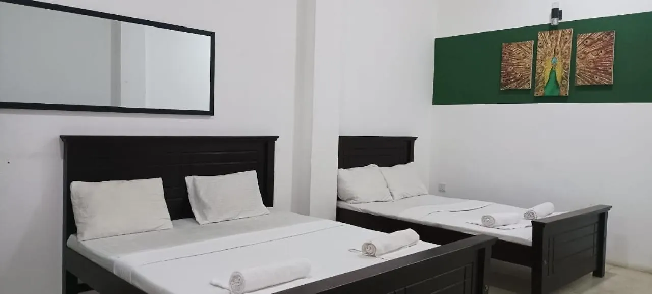 Royal Palace Hotel Negombo